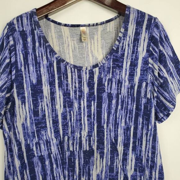 LulaRoe Size 2XL SS Pattern Top - Picture 2 of 6